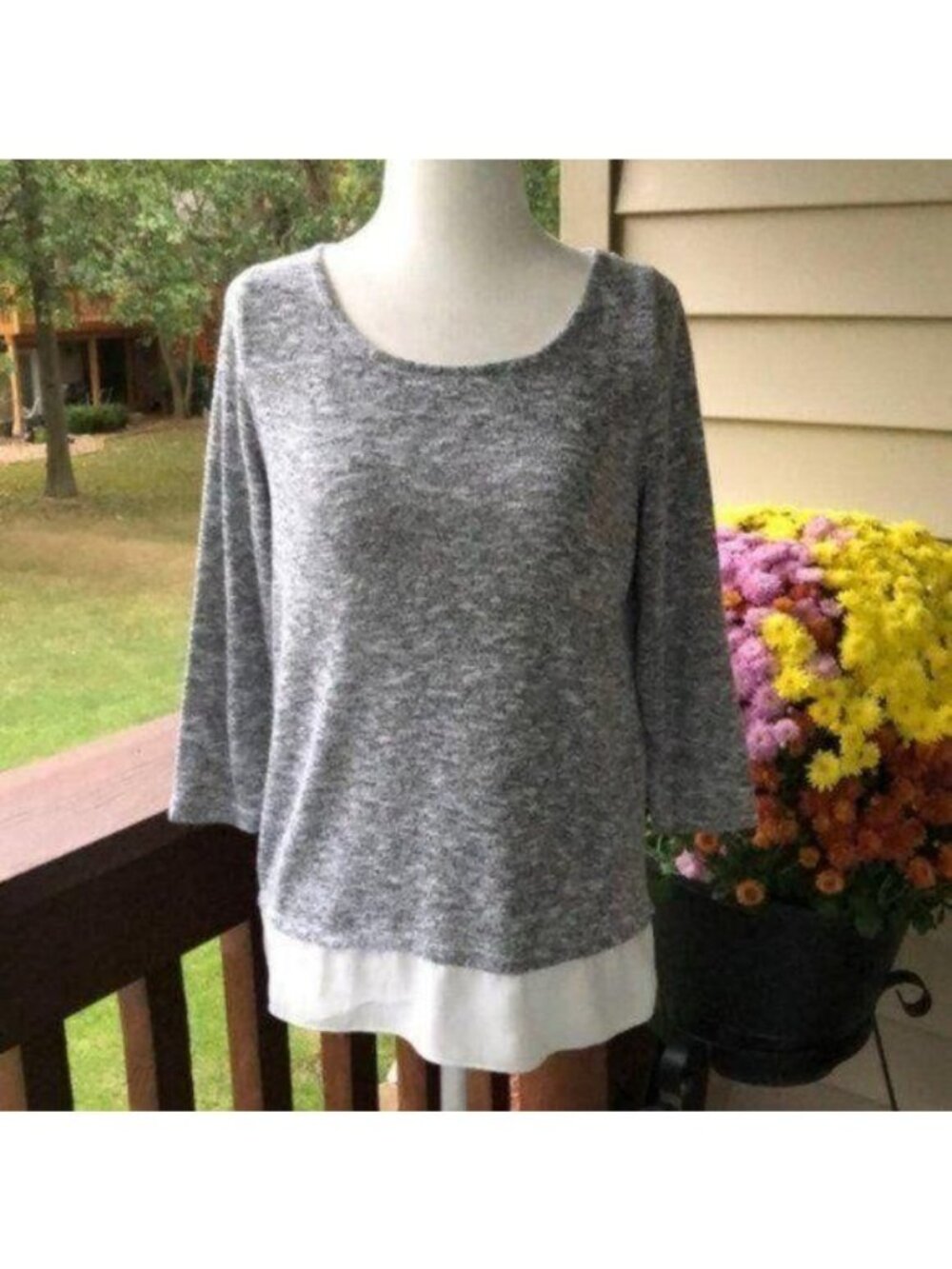 The Limited Women's Gray & White Layered Look Sweater Top, Scoop Neck Size XS